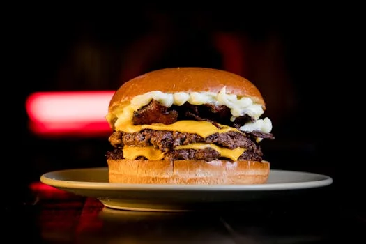 double cheeseburger with bacon